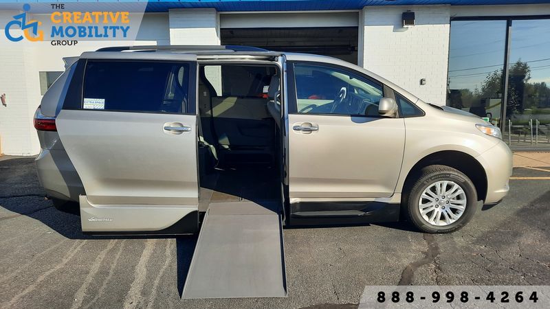 2016 Toyota Sienna